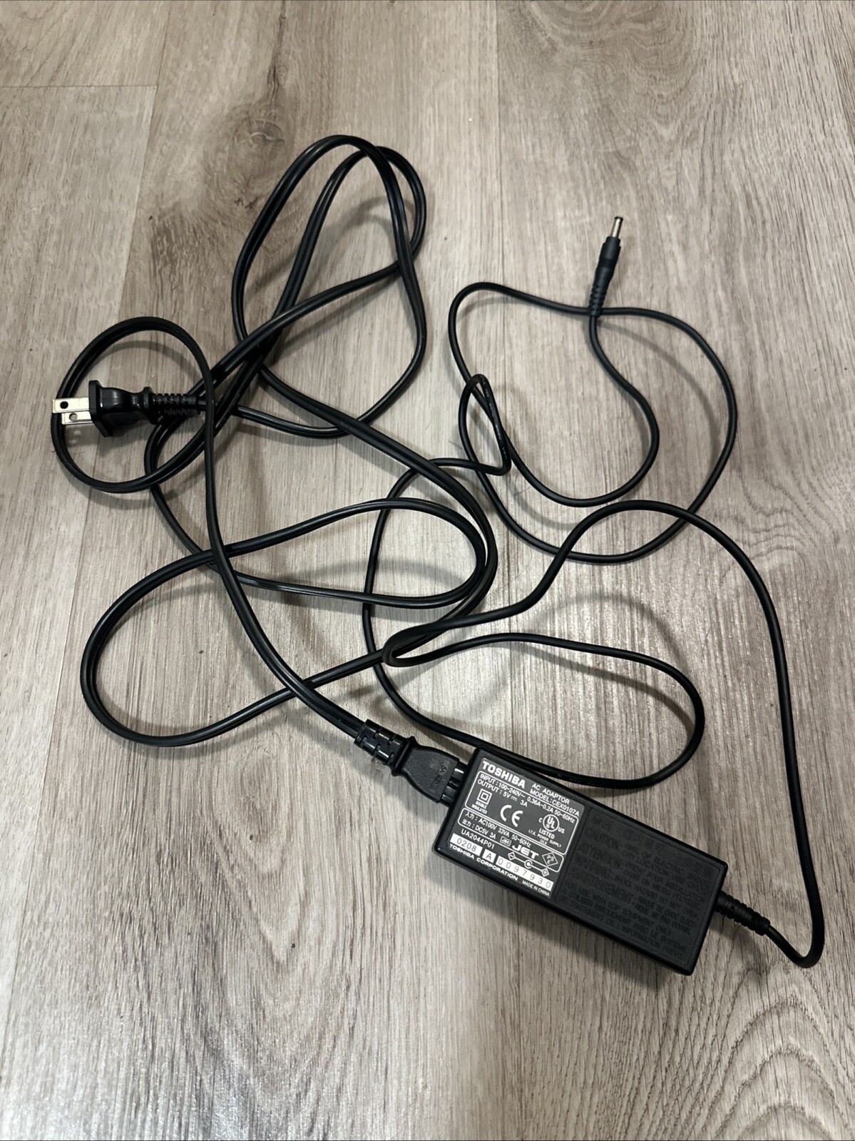 Genuine Toshiba Laptop CEX0107A AC Adapter 15W 5V 3A W/ Power Cord Fast Freeship