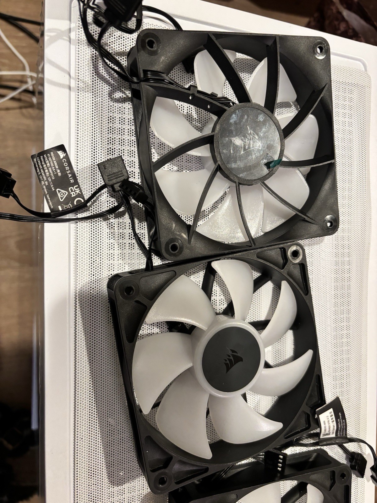 Corsair RS120 ARGB 120mm PWM Fans (Black, Triple Pack), CO-9050181-WW