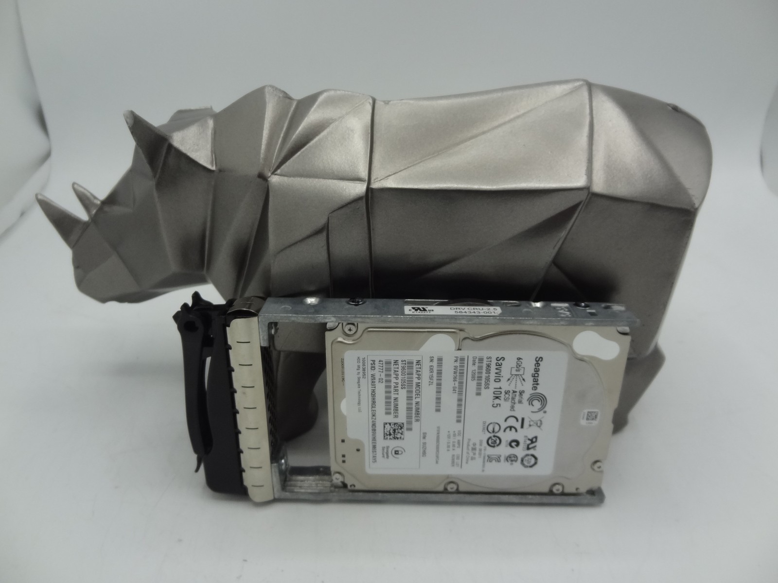 NetApp 47777-02 600GB 10000RPM SAS 6Gb/s 64MB 2.5in Drive