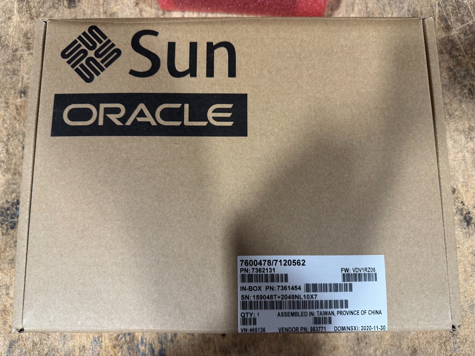 Brand NEW Flash card Oracle 6.4TB NVMe 7361454 SSDPECKE064T8