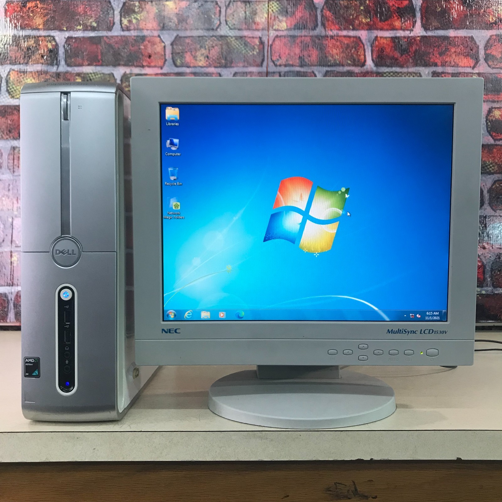 Dell Inspiron 531S SFF Retro Gaming AMD Athlon 2.3GHz 4GB RAM Windows 7 Ultimate