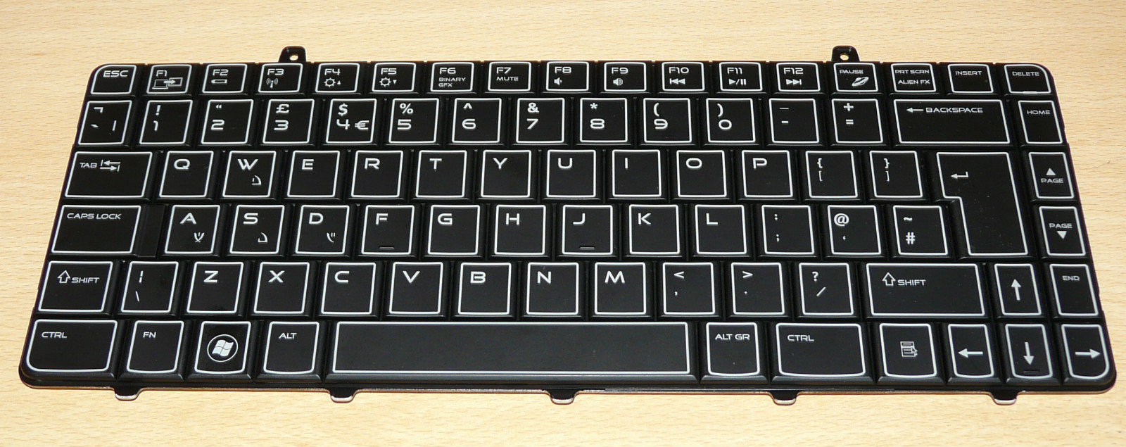 BRAND NEW GENUINE DELL ALIENWARE M11X R1 BLACK UK BACKLIT KEYBOARD RFXVK 0RFXVK