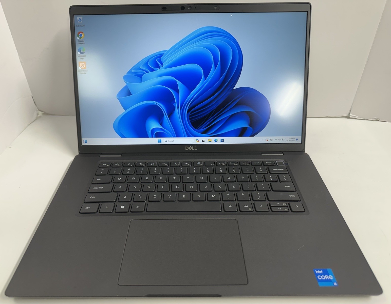 Dell Latitude 7520 i5-1135G7 16GB RAM 512GB NVMe Windows 11 pro 2.40GHz