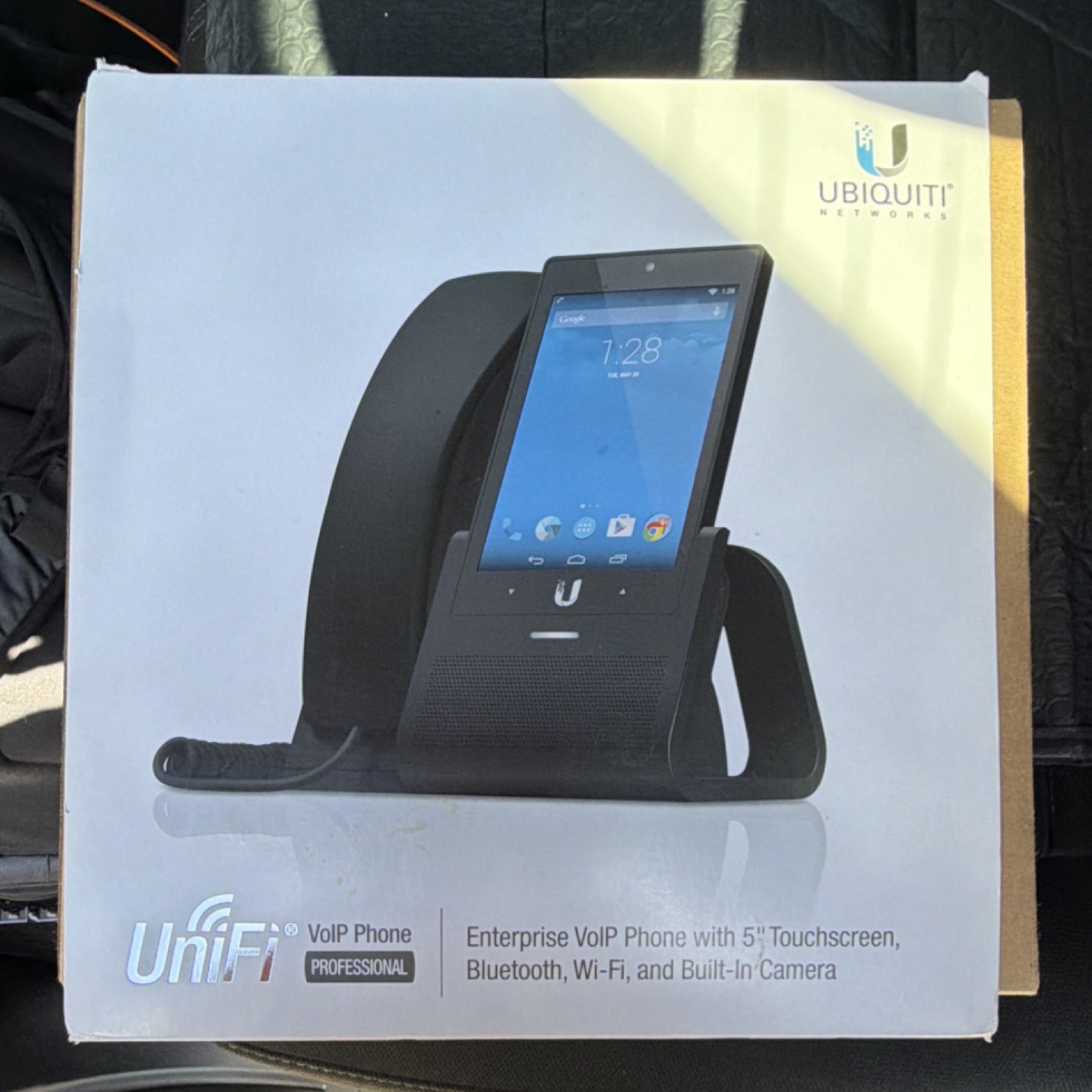 Ubiquiti Networks UniFi UVP-Pro IP Phone, 5" Touchscreen, Bluetooth, Wi-Fi