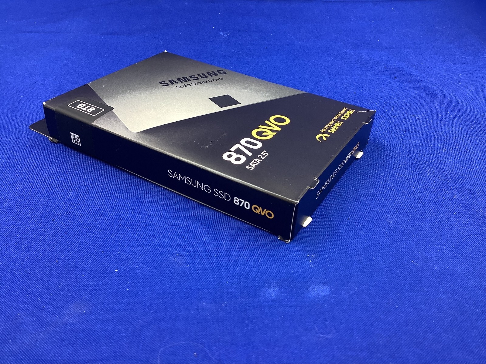 F/S MZ-77Q8T0B/AM  Samsung 870 QVO Series 8TB SATA III 2.5" Internal SSD
