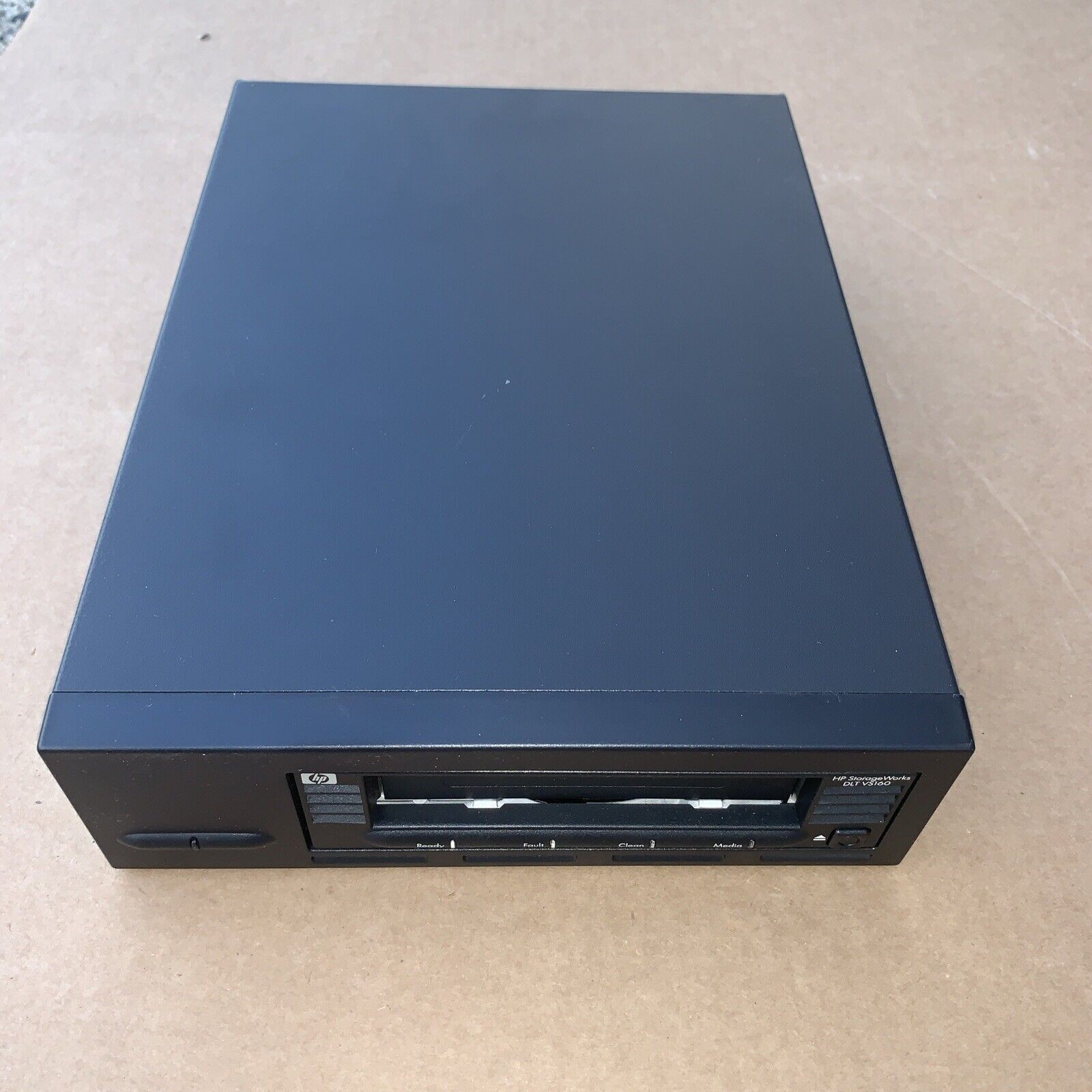 HP tape drive DLT VS160 External Quantum 382018-002 A7570-64010 lvd BC2BA-CN