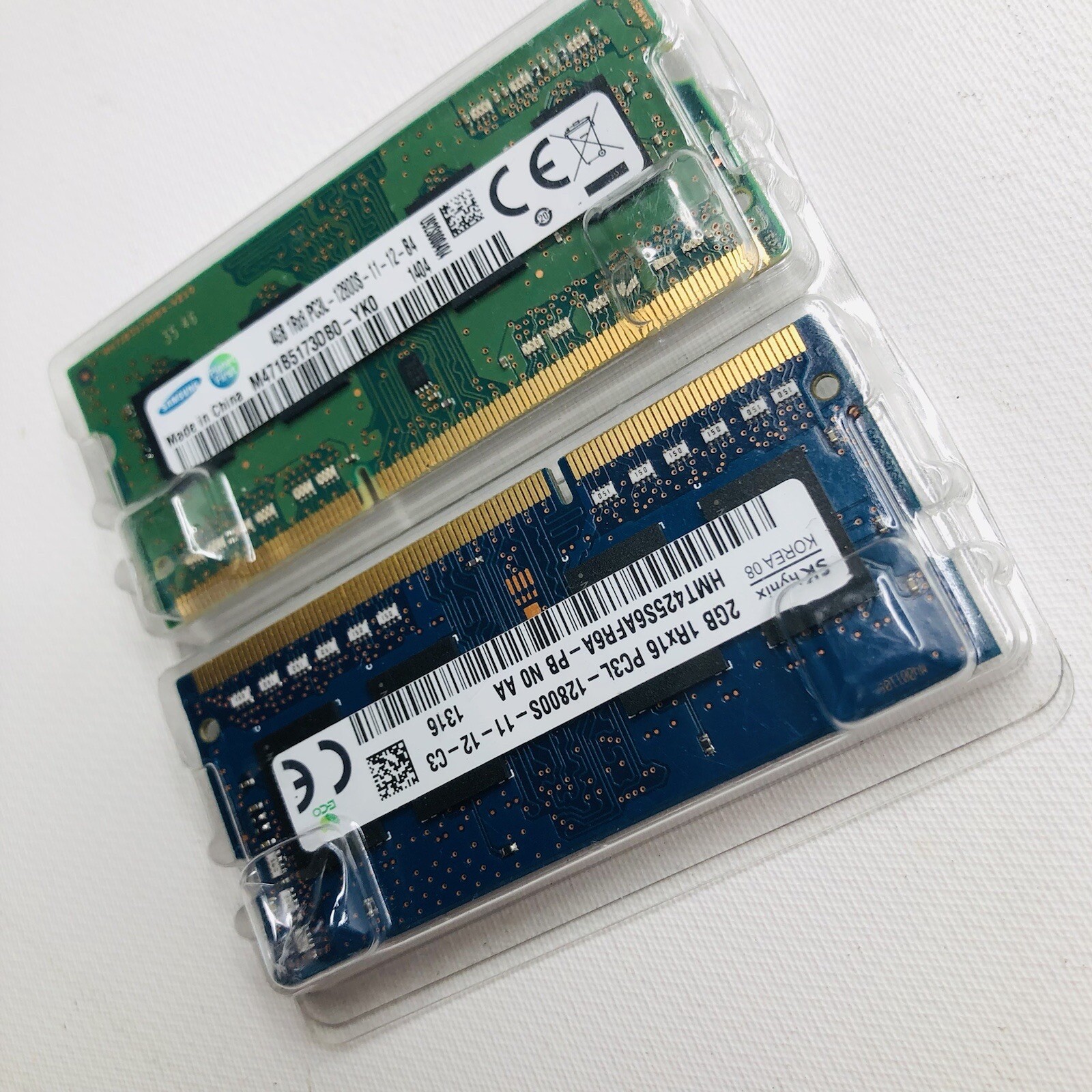 SK HYNIX 2GB 1Rx16 PC3L - HMT425S6AFR6A Samsung 4GB 1Rx8 PC3L - M471B5173DB0