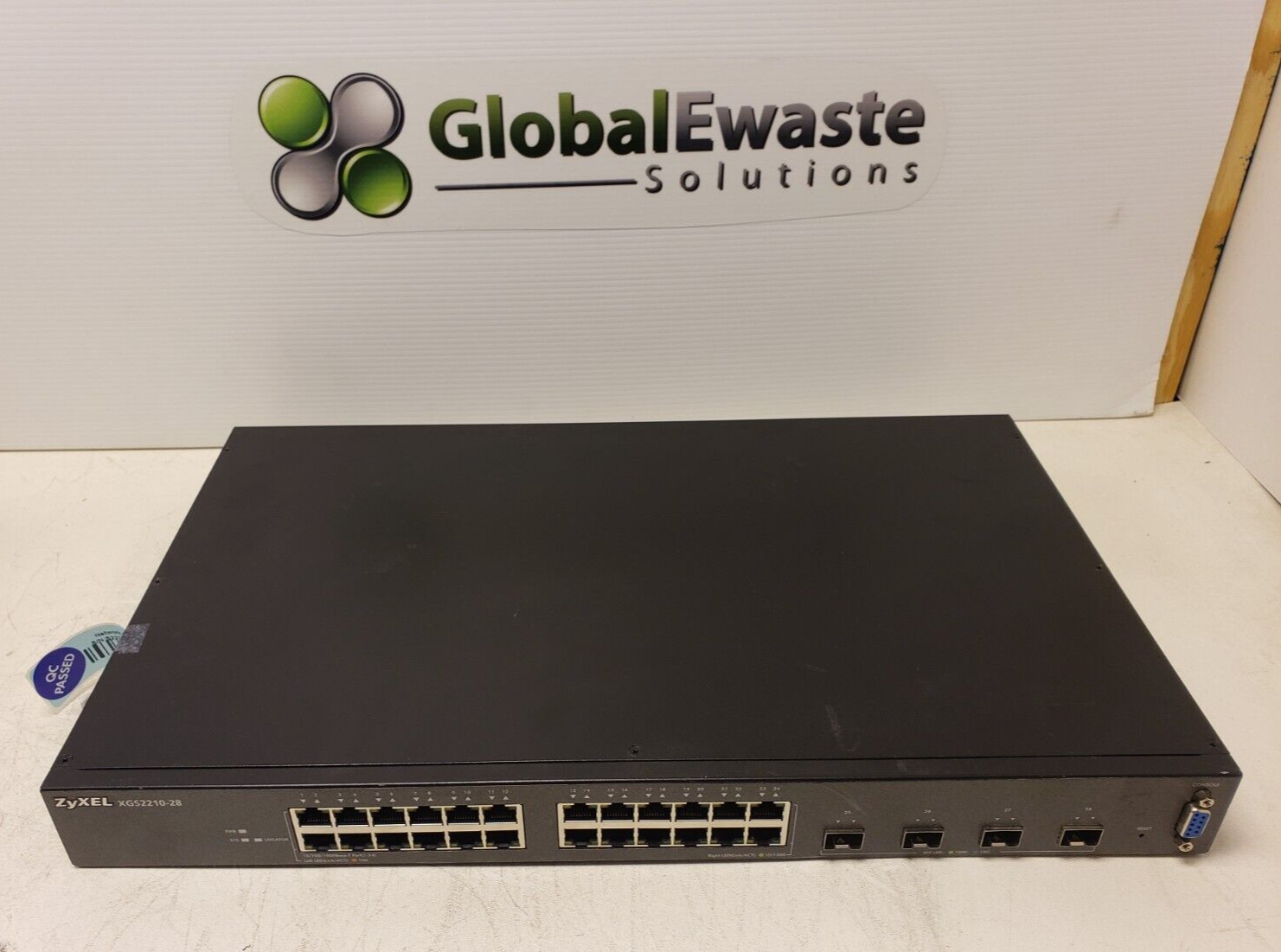 Zyxel XGS2210-28 24 Port Gigabit L2 4 SFP 10GbE Managed Switch w/CAB-AC