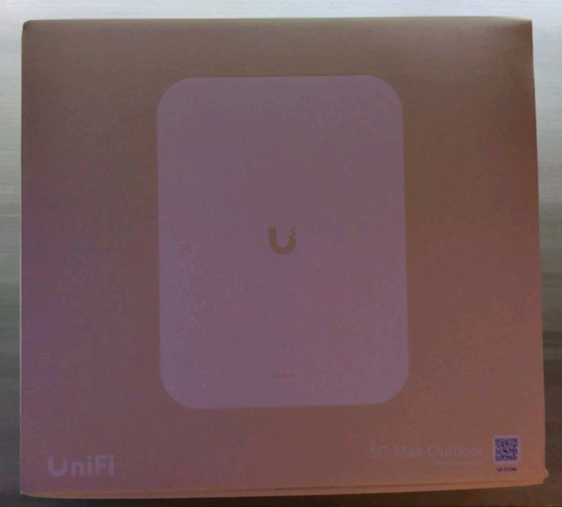 Ubiquiti UniFi 5G Max Outdoor Modem for UniFi Consoles (U5G-Max-Outdoor)