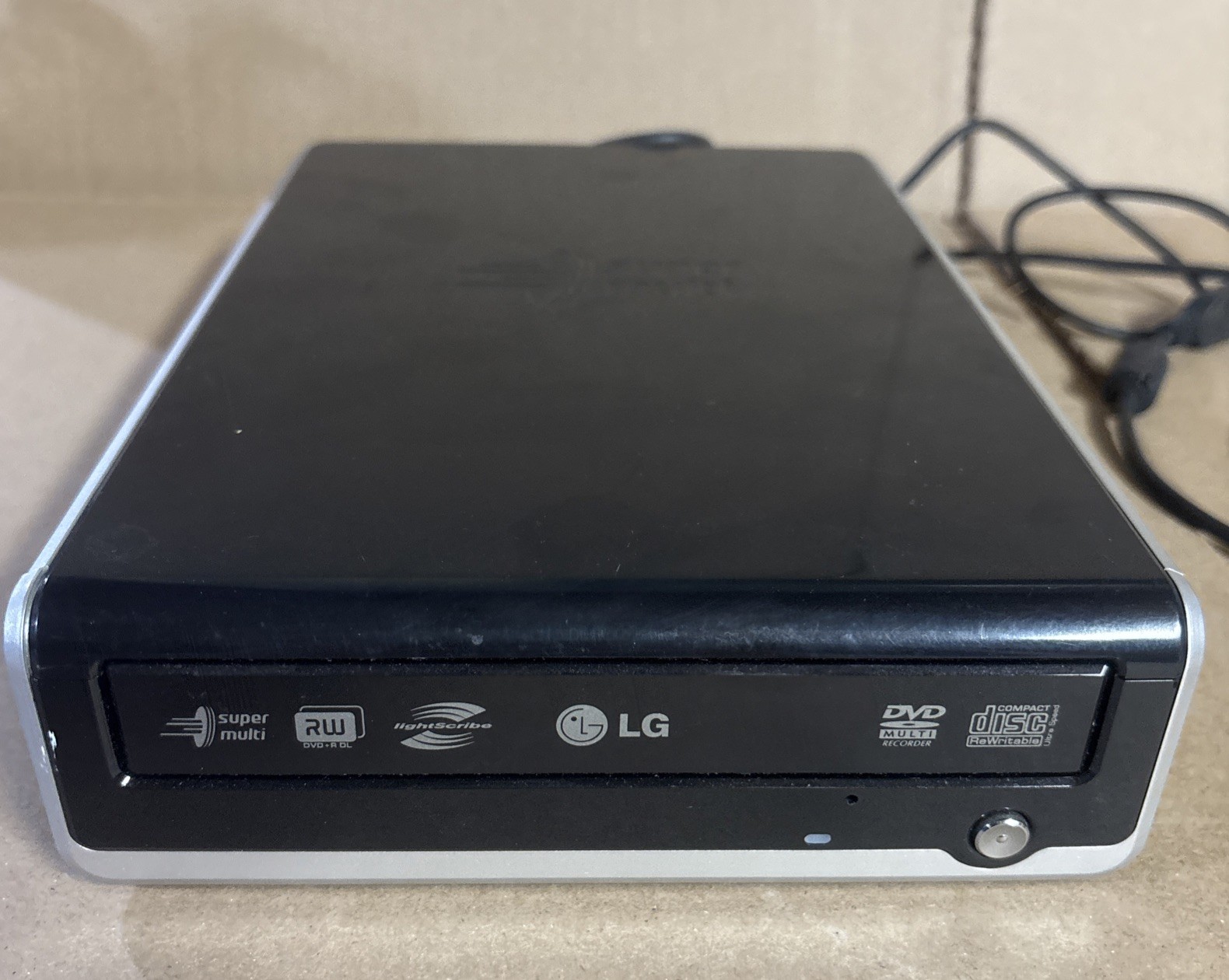 LG GE20LU10 20x External Super-Multi DVD Drive Rewriter Tested With Cables