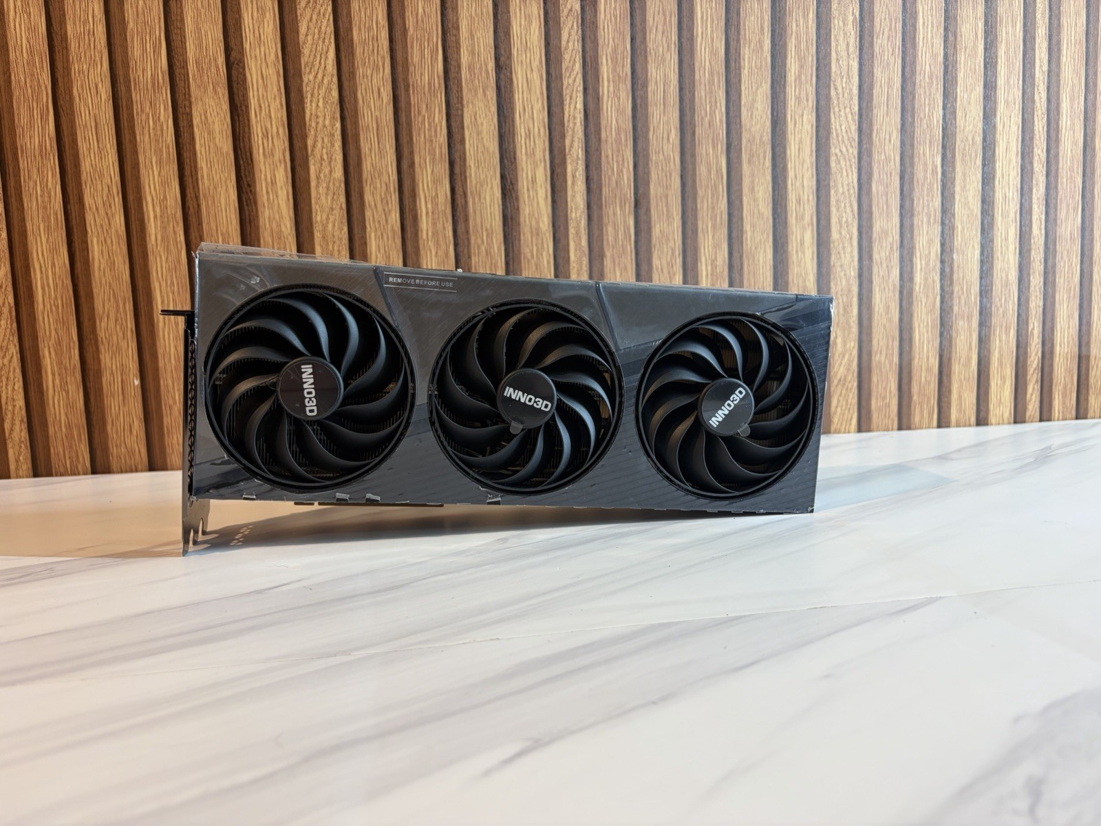 INNO3D GEFORCE RTX 5090D X3 NIGHT 16pin GDDR7 Graphics card