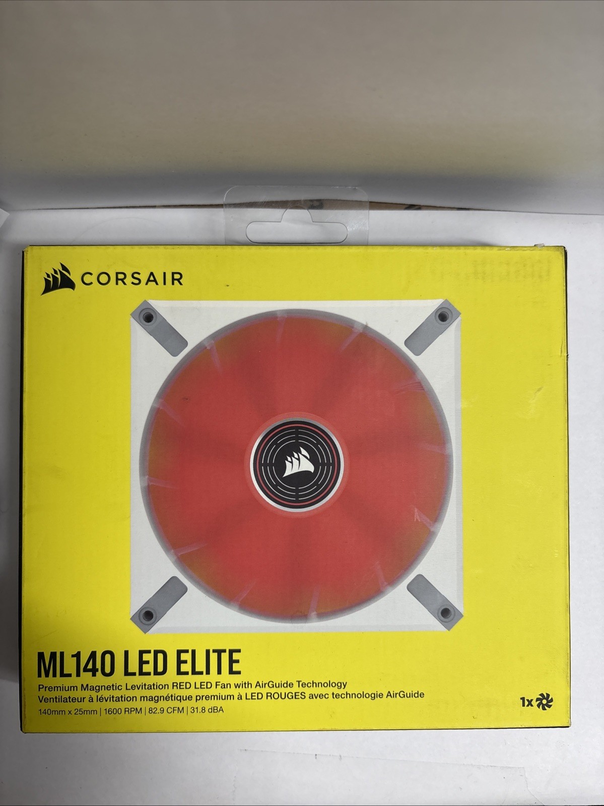 CORSAIR ML140 LED ELITE Red Premium 140mm PWM Magnetic Levitation Fan - White