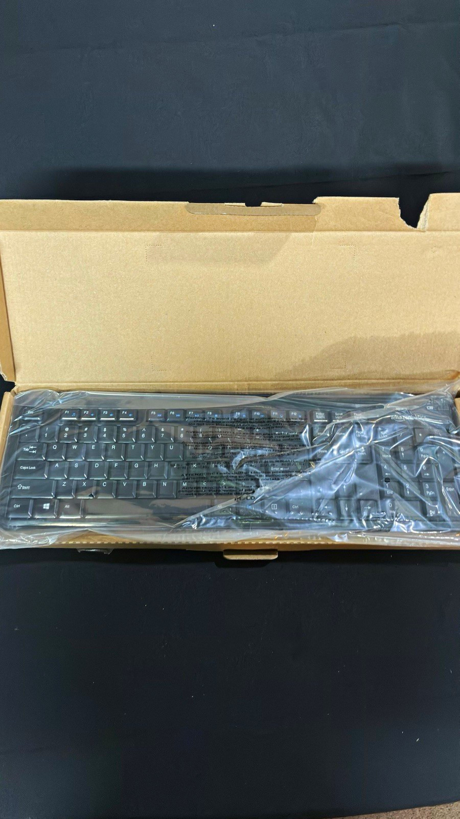 AmazonBasics Wireless Quiet Keys Compact Keyboard English QWERTY Black