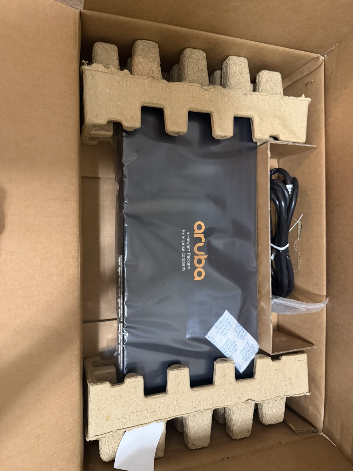 JL253A Aruba  JL253A#ABA 2930F 24G 4SFP+ Switch New
