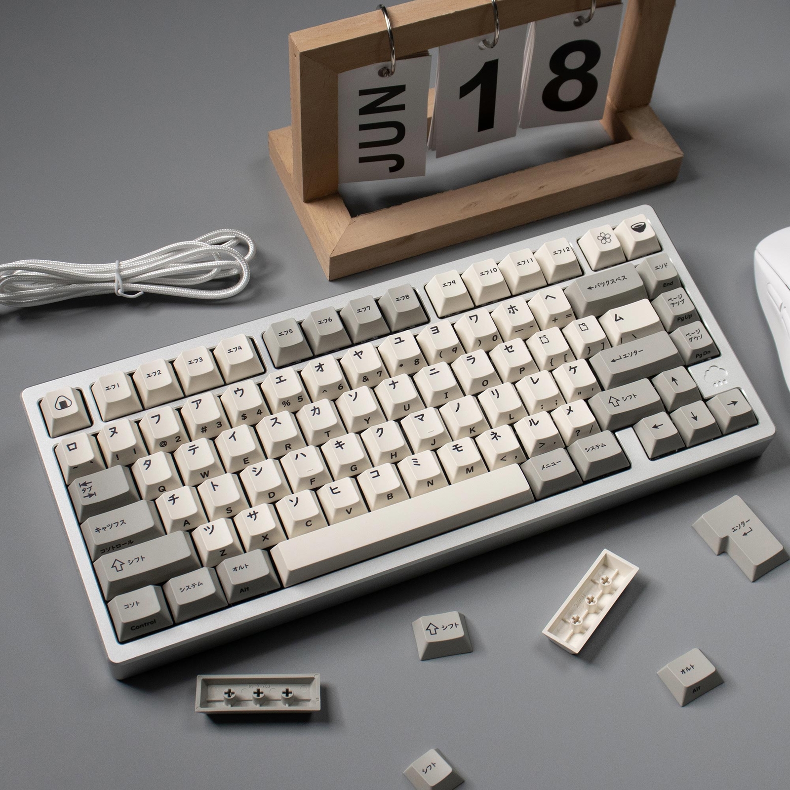 1.7MM Thickness Retro Gray Japanese Katakana Dyesubs PBT Keycap Set 