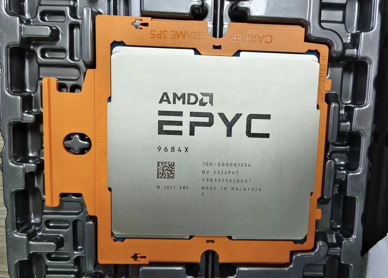 AMD EPYC GENOA-X 9684X CPU processor 96 cores 192 threads 2.55GHz SP5 1152MB L3