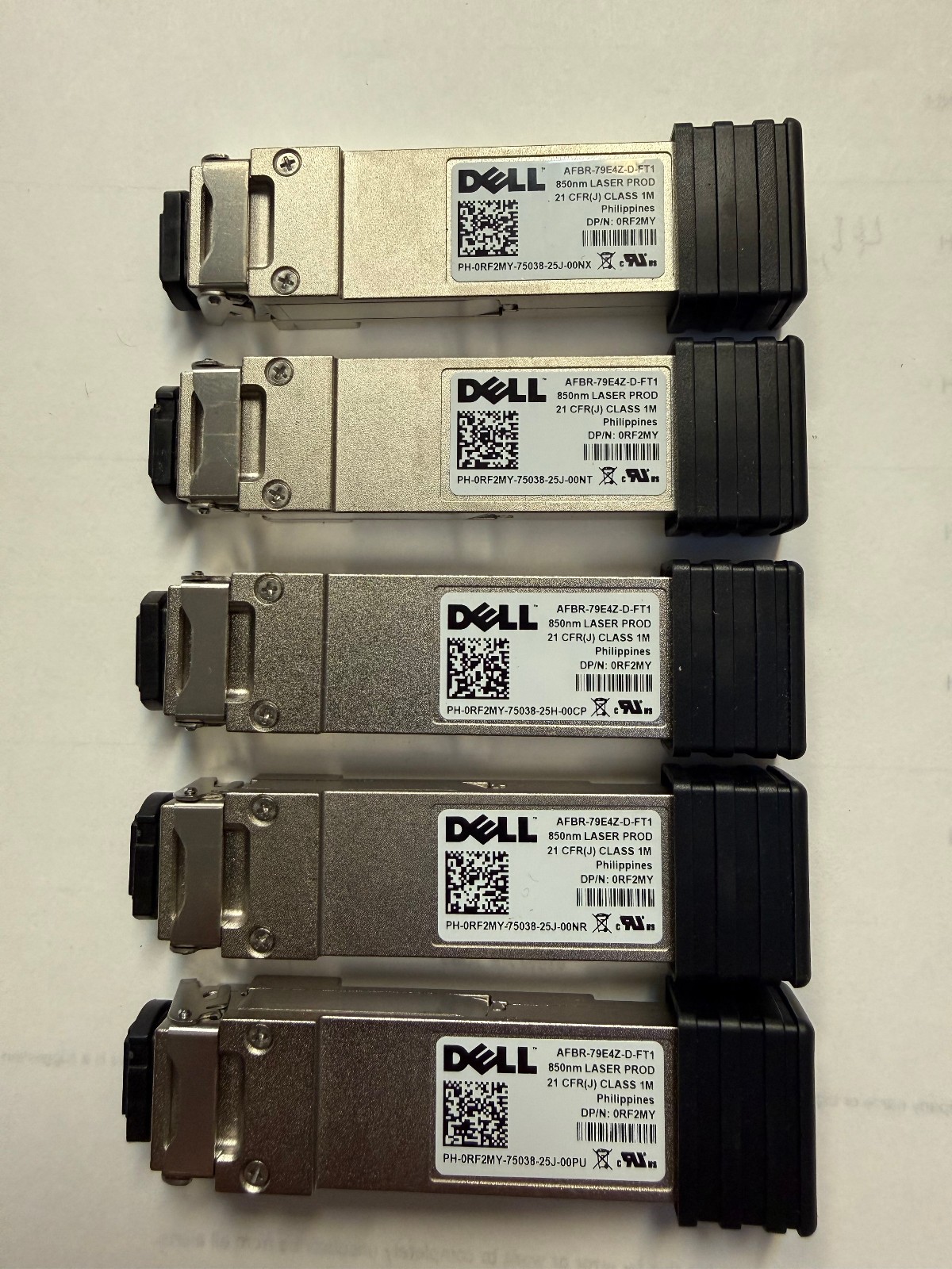 Dell 0RF2MY 40GbE 40GBASE-SR4 QSFP+ Ethernet Optical Transceiver, 150m
