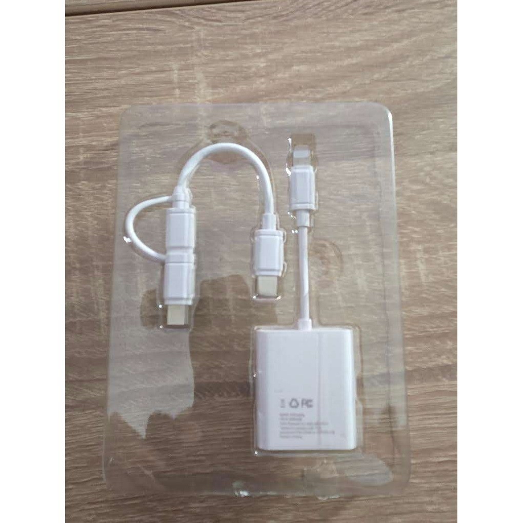 Vivitar Mobile SD MicroSD Universal Card Reade Lightning USB-C Micro USB MOV4016