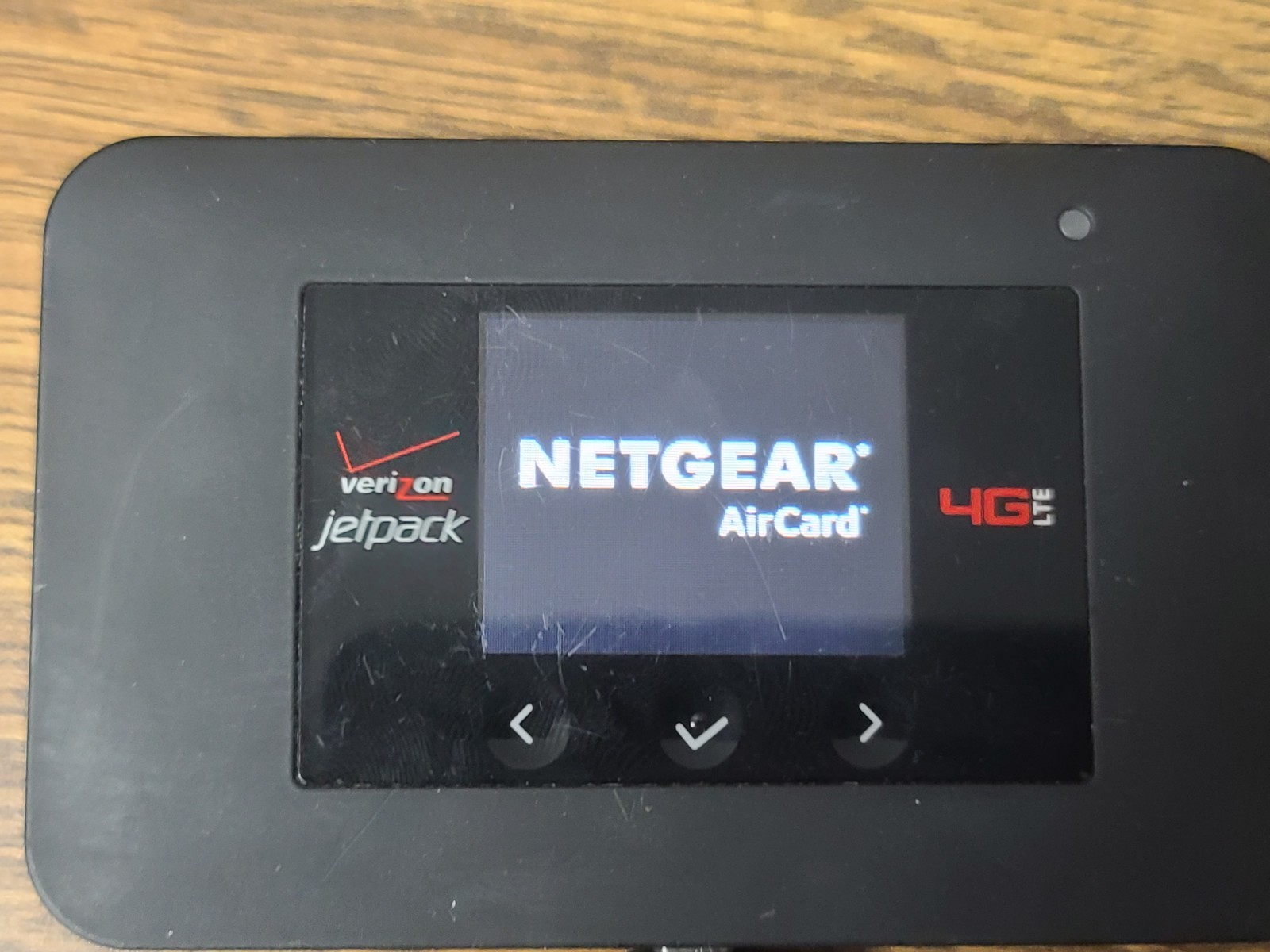 Verizon Netgear AC791L WiFi Jetpack 4G LTE Hotspot Mobile Modem w/Charger