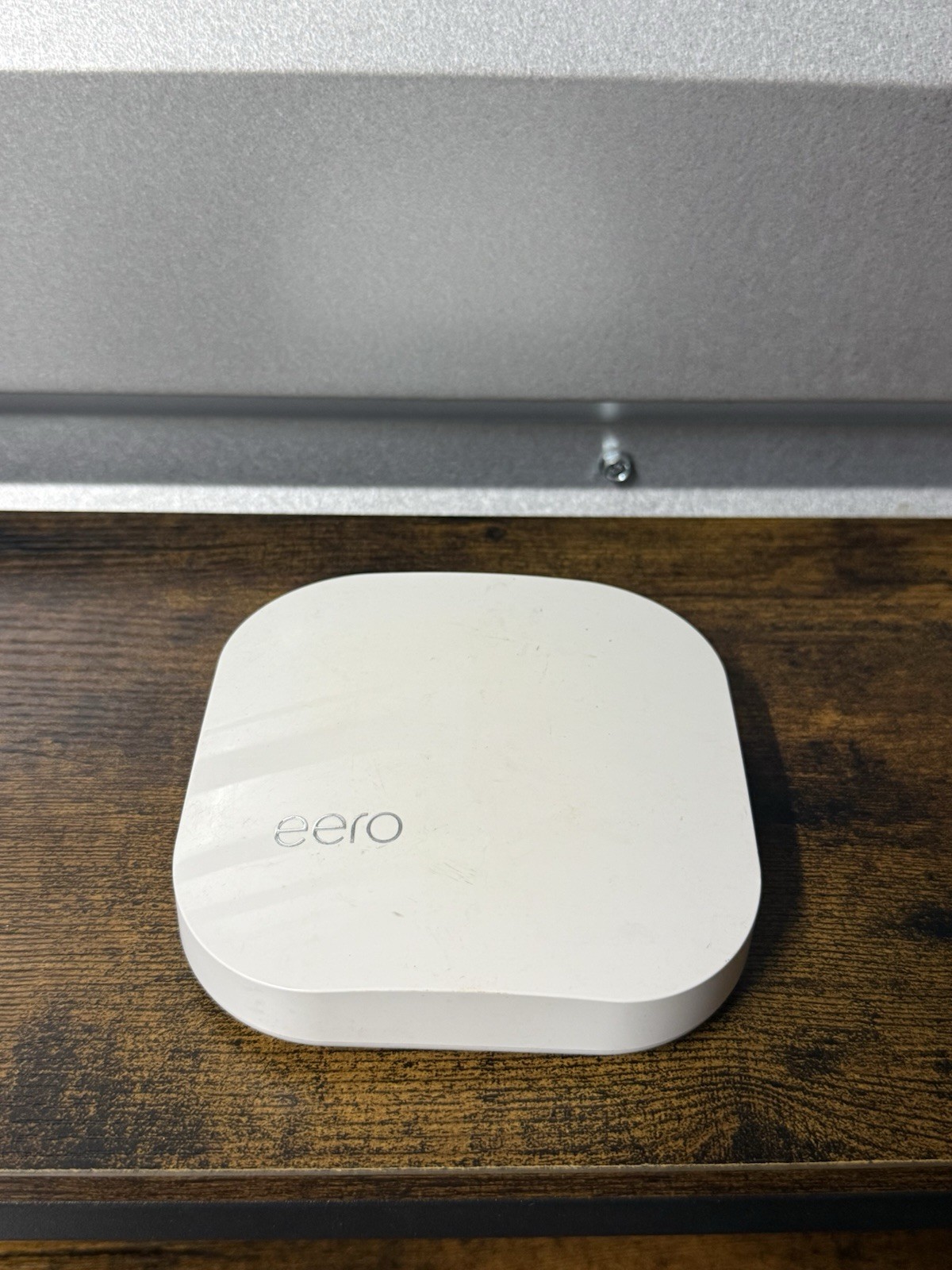 eero Pro B010001 AC Tri-Band Mesh Router.