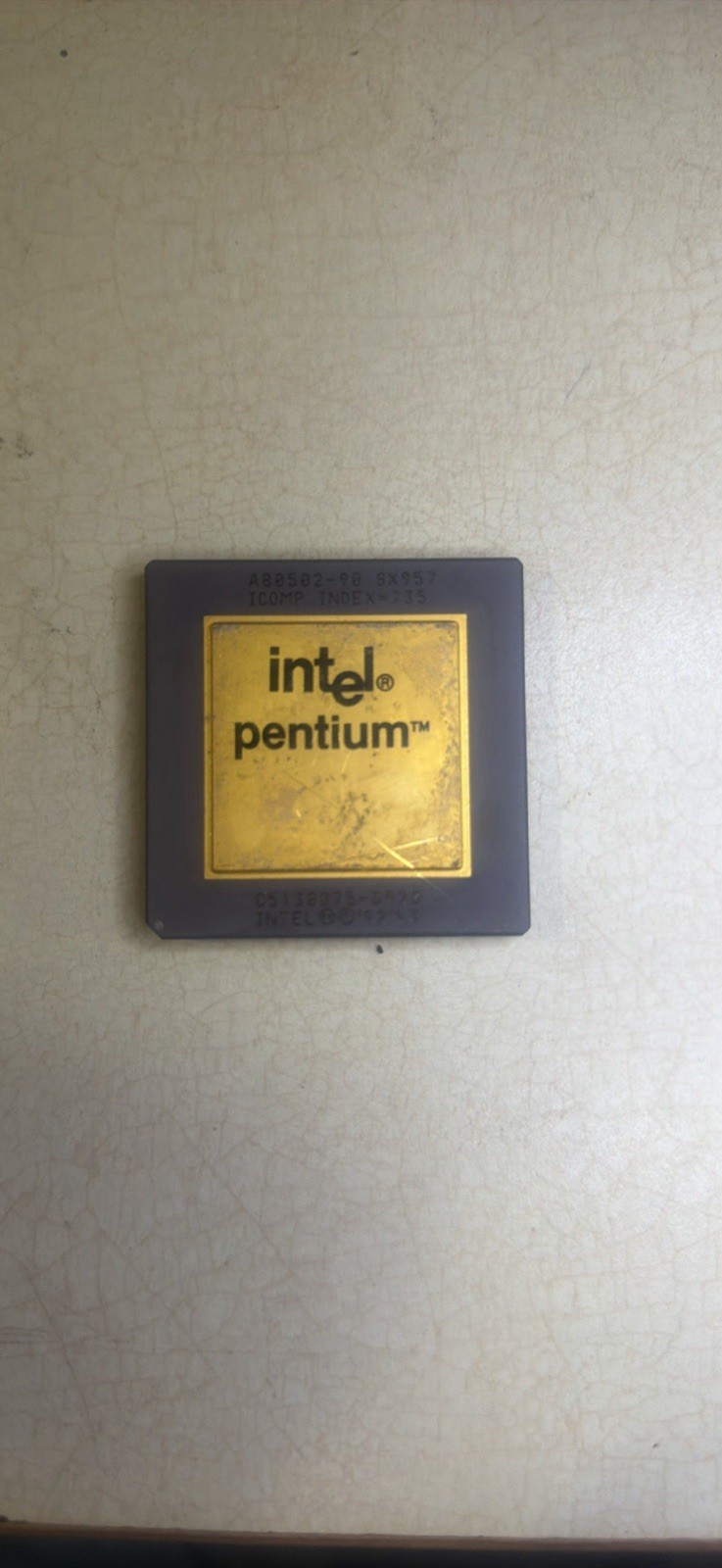 Intel Pentium 90MHz SX957 Ceramic Gold Cap CPU A80502-90 Socket 5/7 Vintage Rare