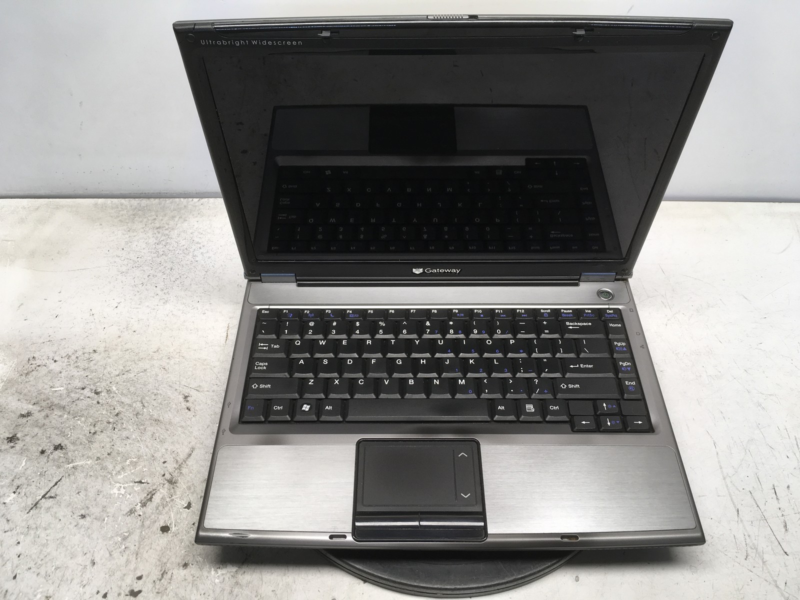 Gateway W340UI Intel Celeron M 530 1 GB NO HDD No Batt