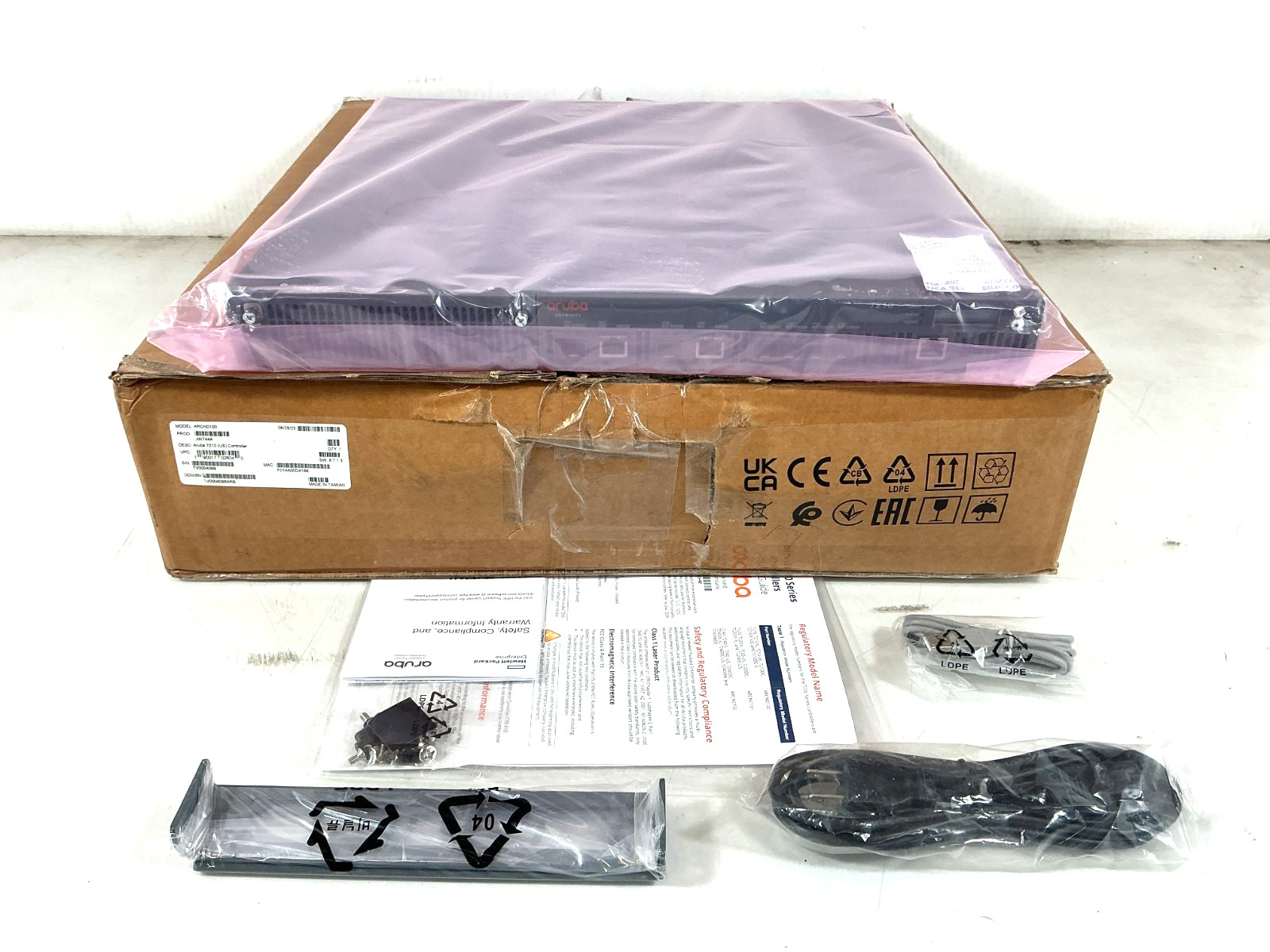 HPE Aruba 7210 Wireless Mobility Controller 4x 10G SFP+ 512 APs - JW744A