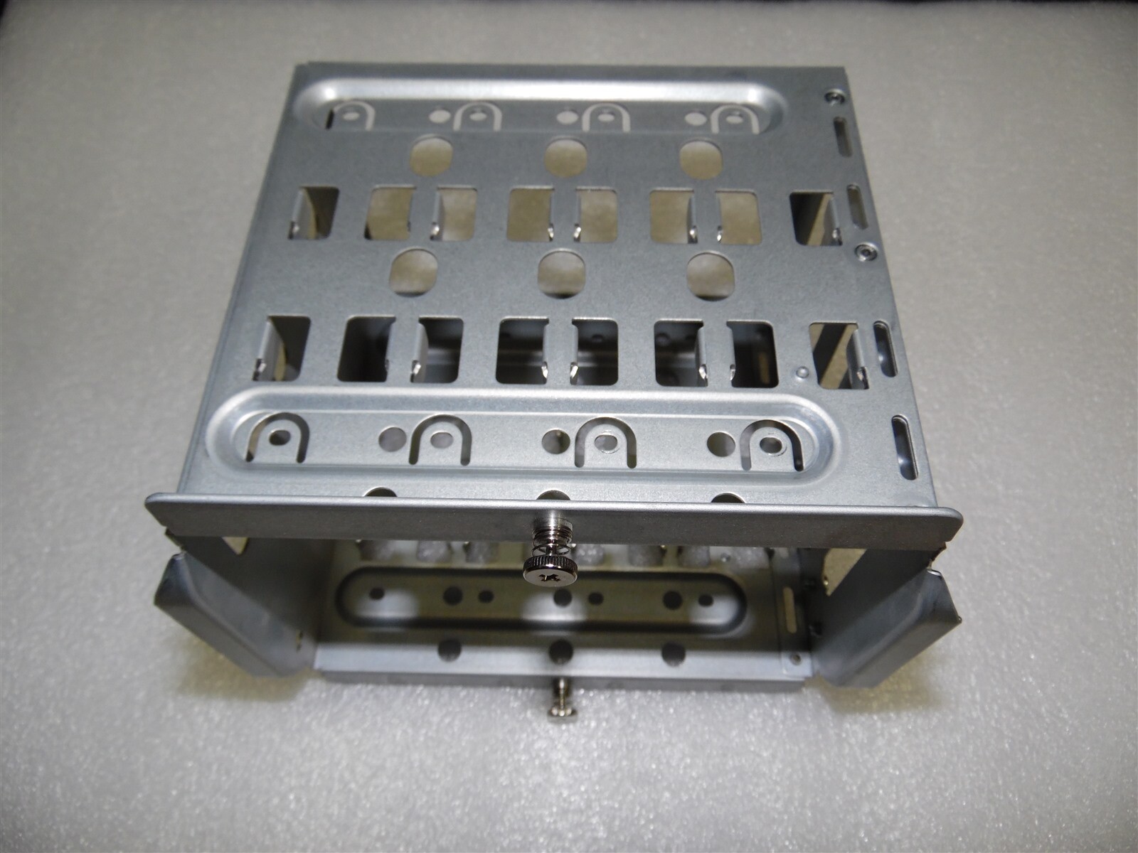 DELL POWEREDGE SERVER T440 4 HDD BAY INTERNAL DRIVE CAGE