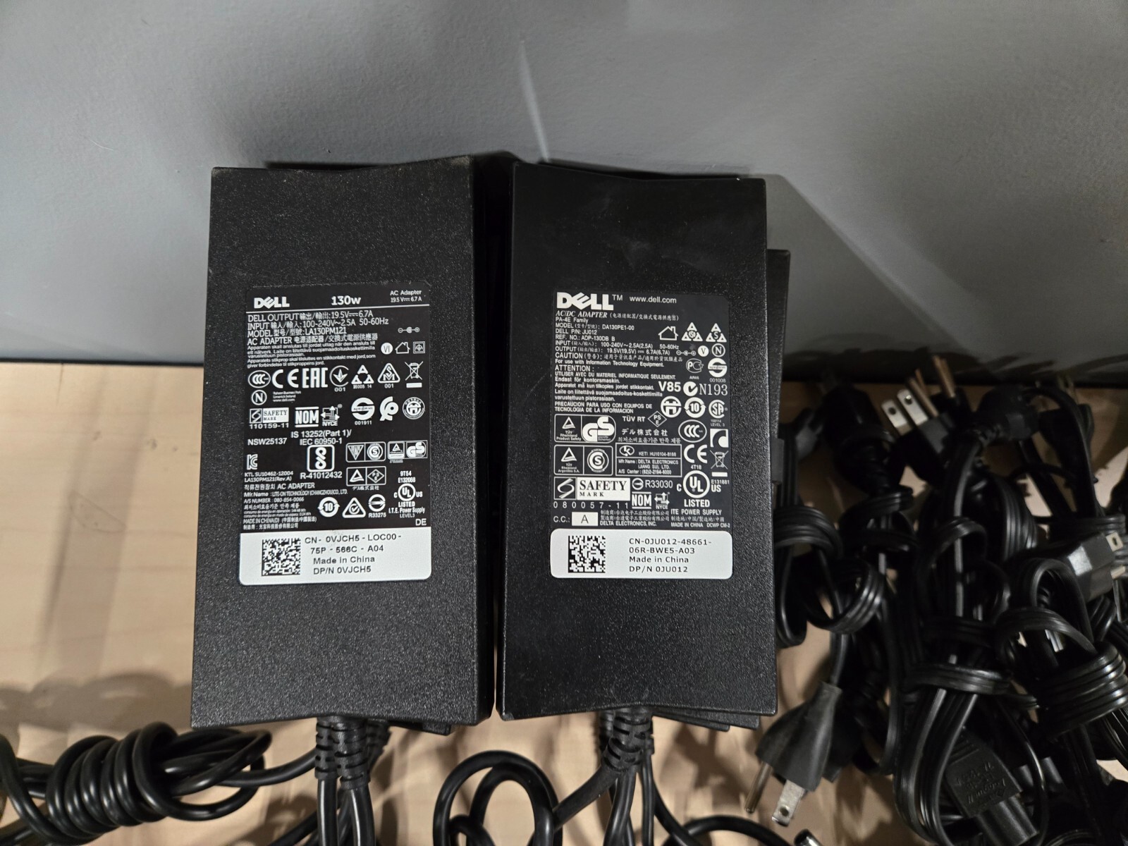 Dell 19.5V 6.7A 130W DA130PE1 PA-4E Lot of 10 Units