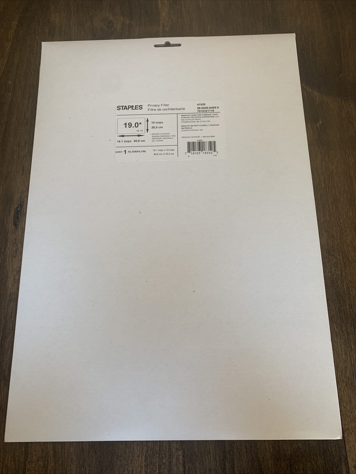 NEW Staples 41939 Laptop 19.0W 19” Widescreen Privacy Screen Filter, Black