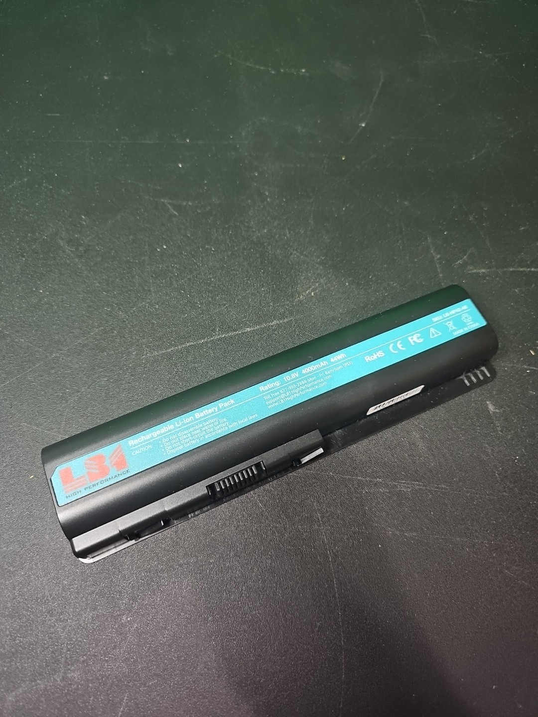 Rechargeable Li-ion Laptop Battery 10m8V 4000mAh 44Wh LBI High Performance. D
