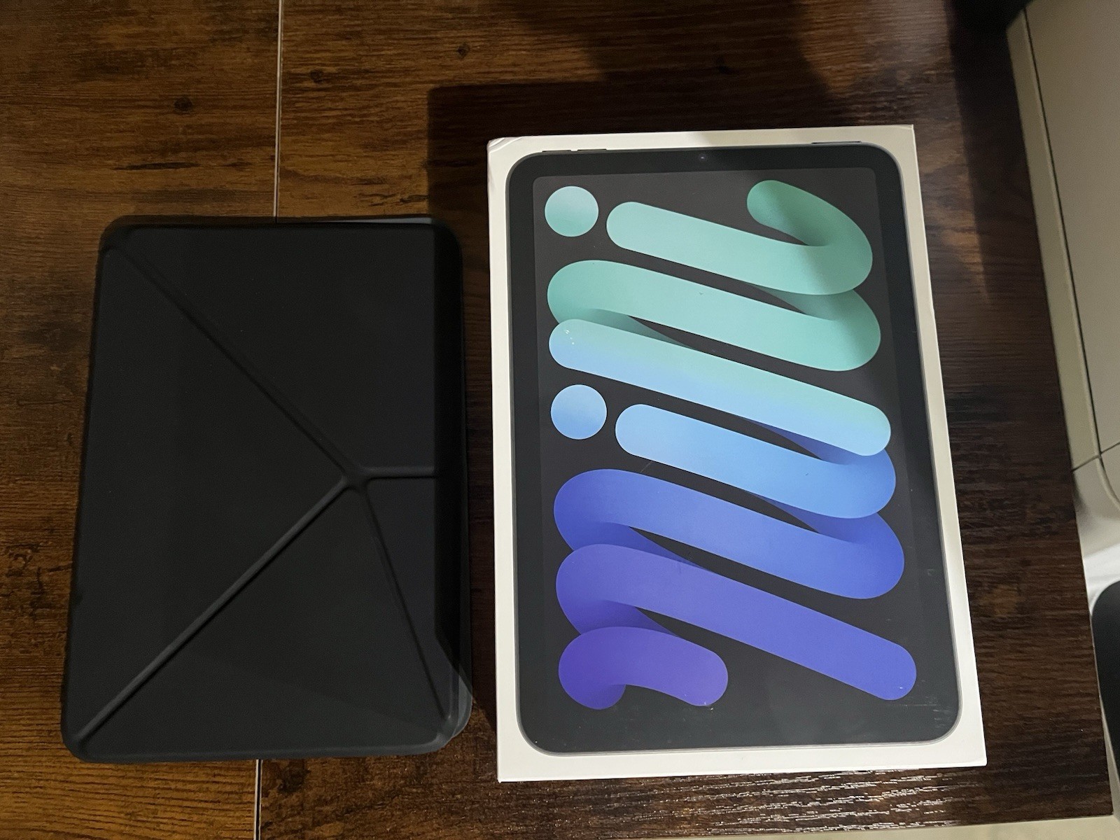 Apple iPad mini (A17 Pro) 128GB Space Gray Wi‑Fi + VERIZON LOCKED cellular 
