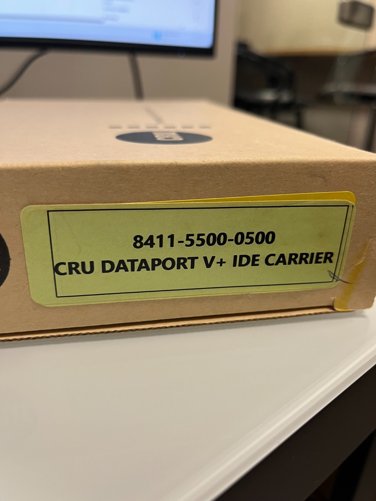 CRU DataPort V+ IDE Removable Drive Carrier 8411-5500-0500