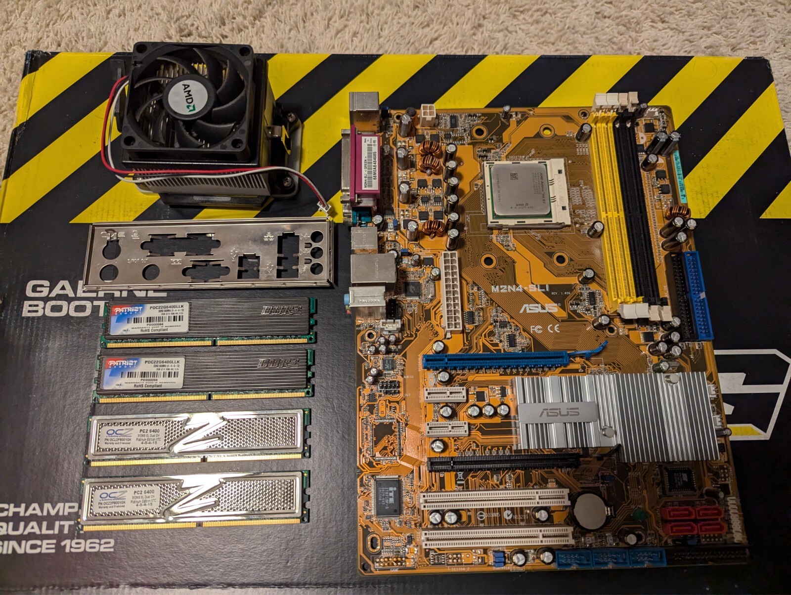 Asus M2N4-SLI Rev 1.02G nForce4 + Athlon X2 4200+ + 3GB COMBO 