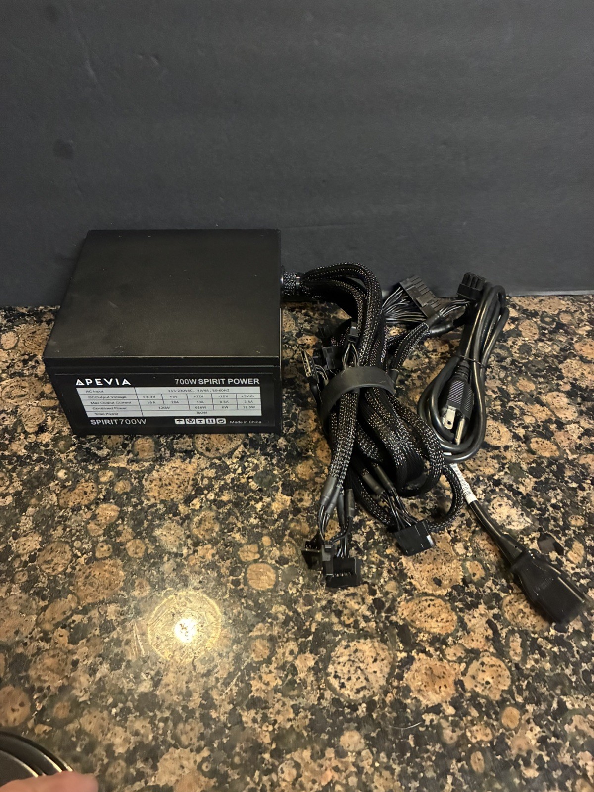 Apevia ATX-SP700W 700W Spirit Switching Power Supply 220v SPIRIT700W - Tested
