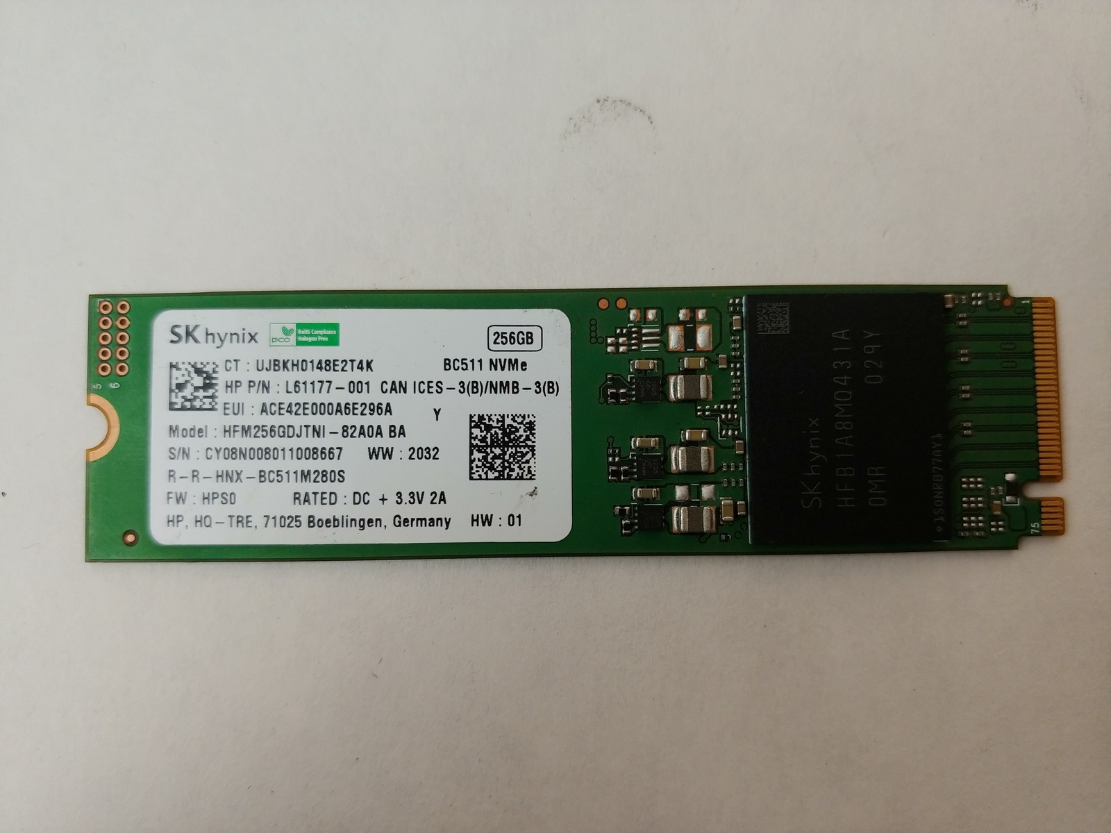 SK Hynix BC511 HFM256GDJTNI 256 GB NVMe 80mm Solid State Drive