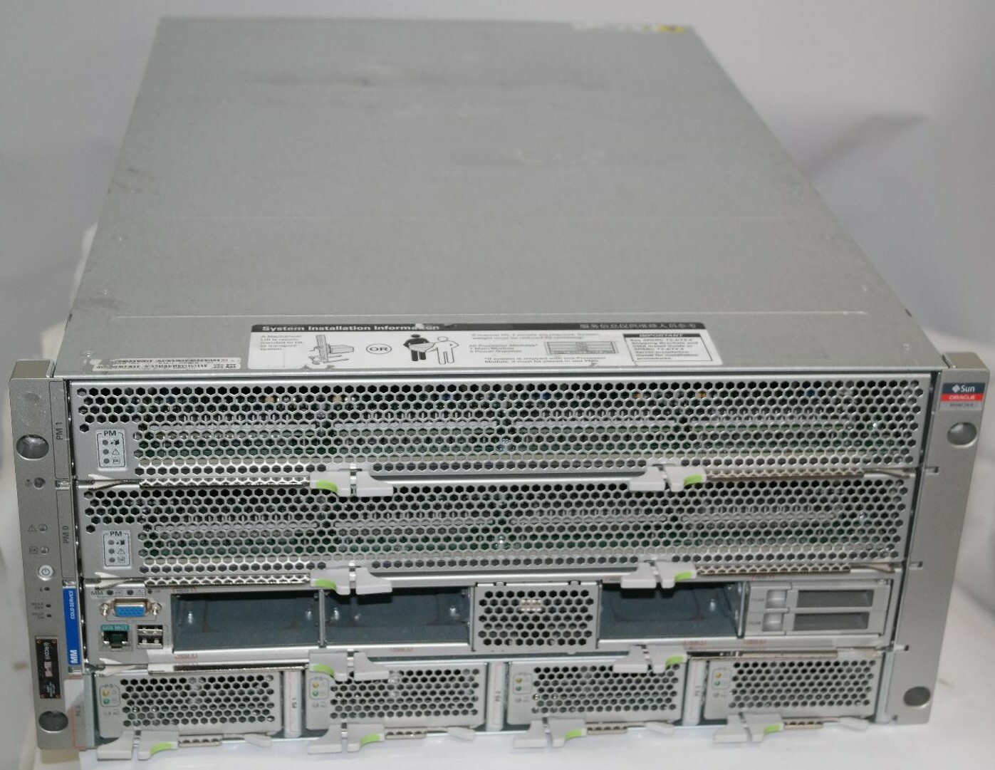 SUN ORACLE SPARC T4-4 4X 3.0GHZ CPU 80GB RAM W/ 4X PSU RIO 8G FC 1GBE 5 FAN