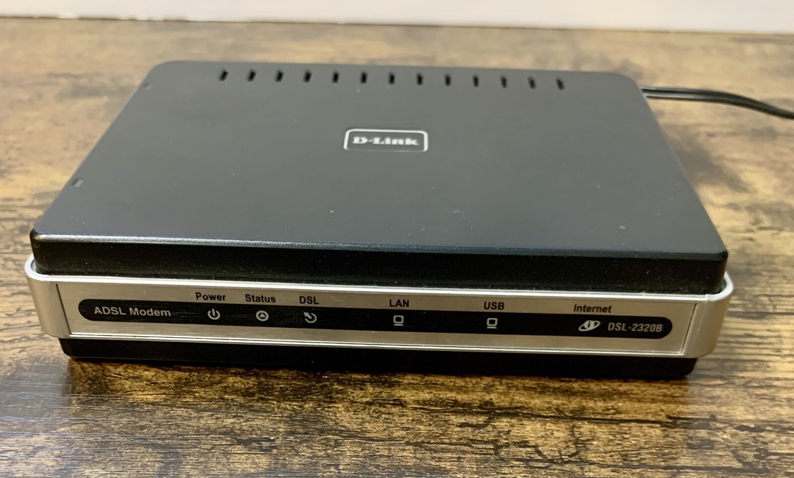 D-Link ADSL Modem Model : DSL-2320B Comes With Charger - Tested - Works Great