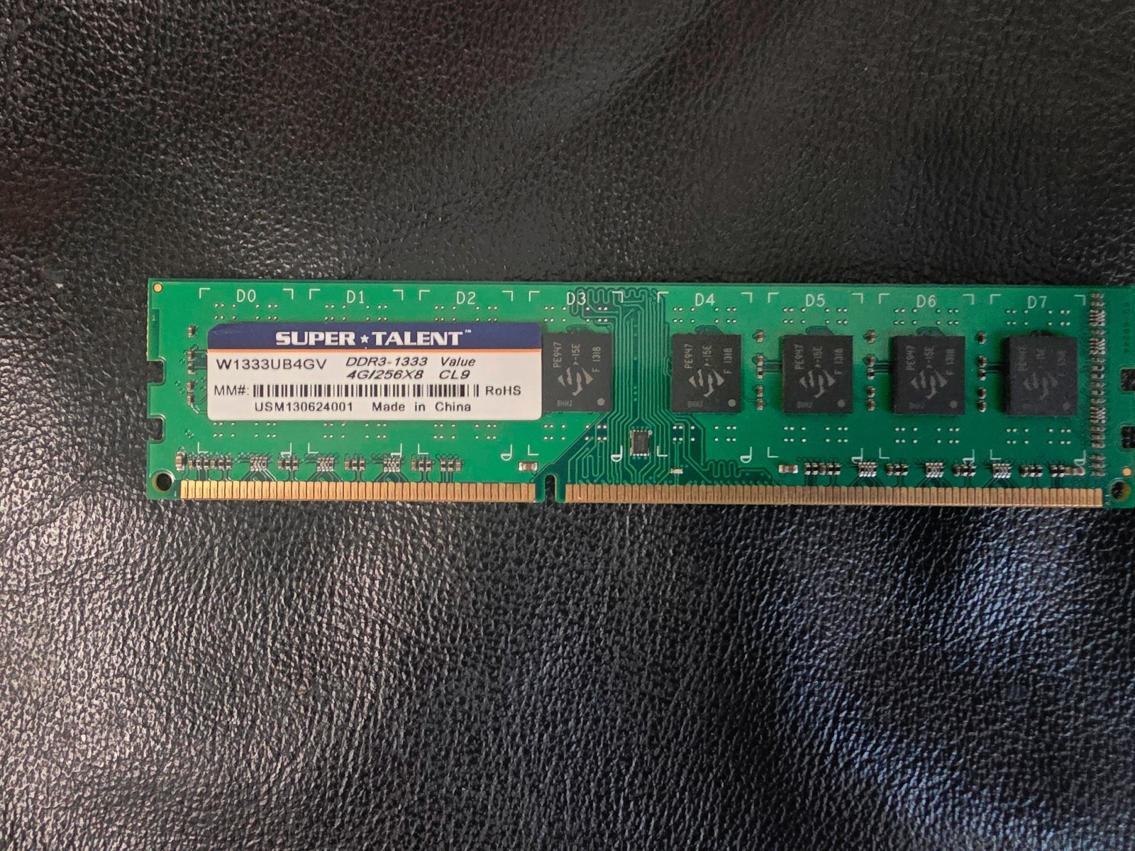 4GB PC3-10600 DDR3-1333 SDRAM CL9 240-Pin non-ECC DIMM Super Talent W1333UB4GV