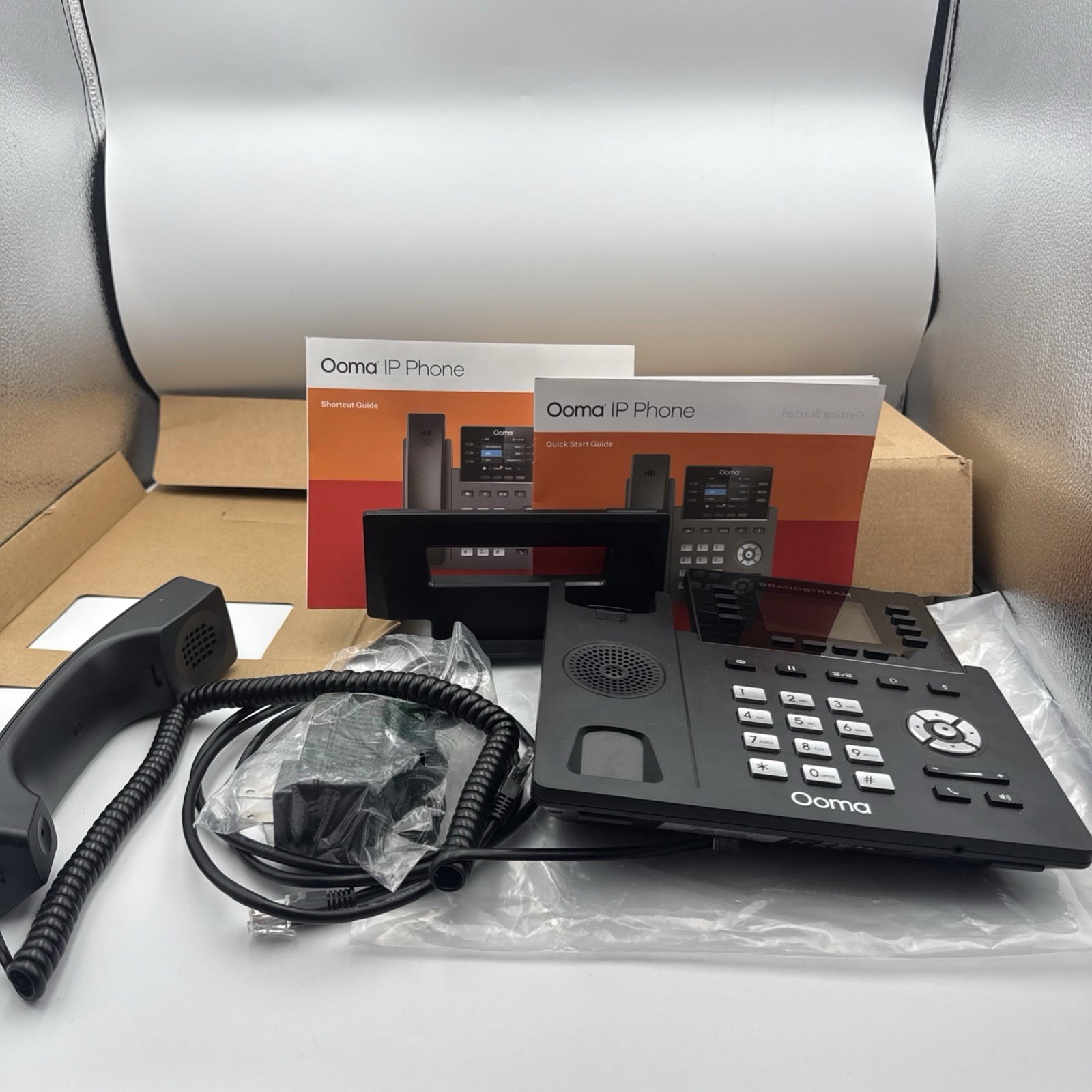 Ooma 2624 8-Line Wi-Fi IP Phone Black - Used -mint  condition