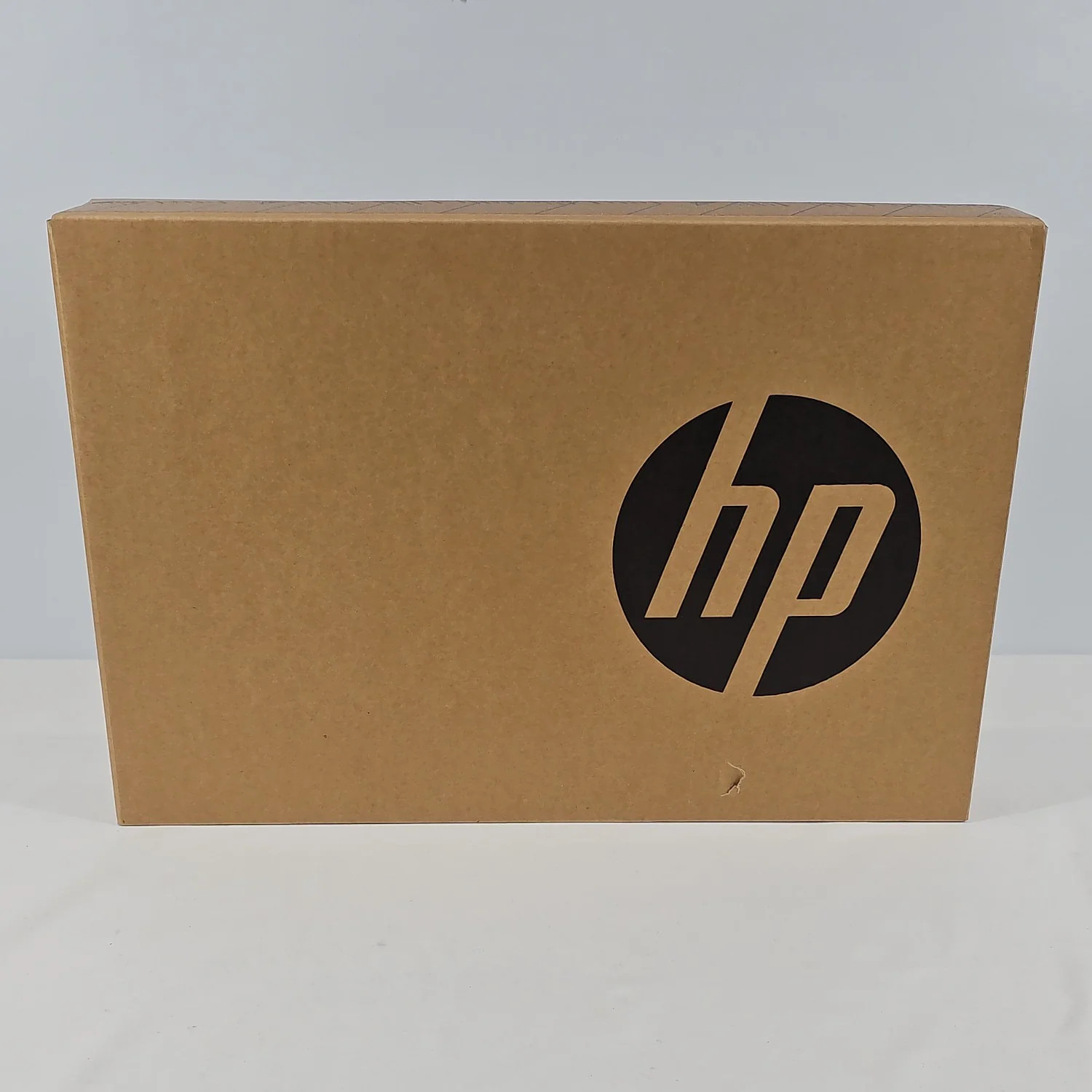New HP Laptop 14-EM0002WM 14" Athlon Silver 7120U 2.4GHz 4GB RAM 128GB SSD