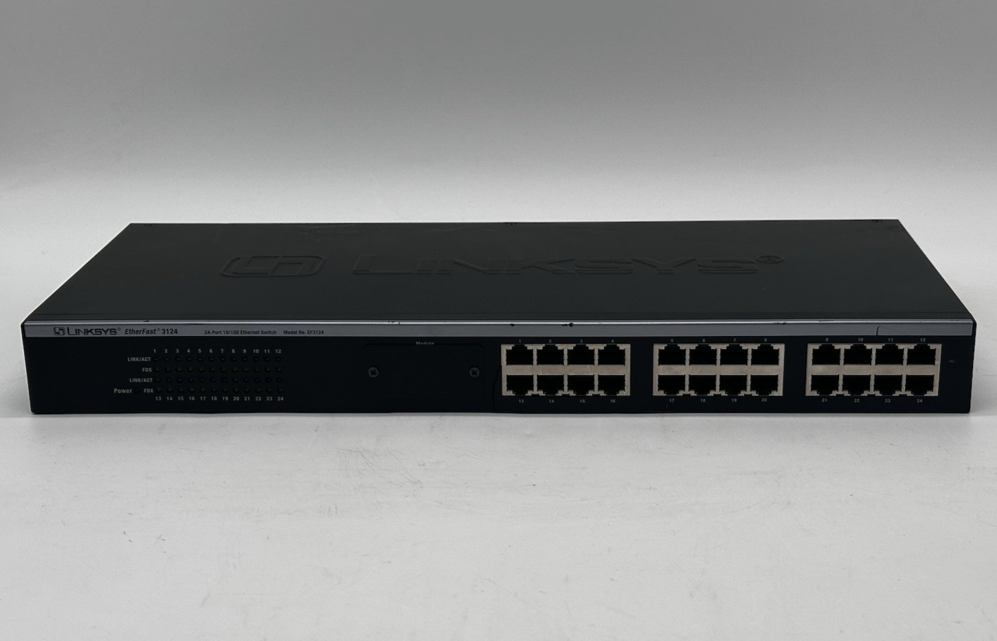 Linksys  Instant EtherFast (EF3124) 24-Ports External Switch-No Charger
