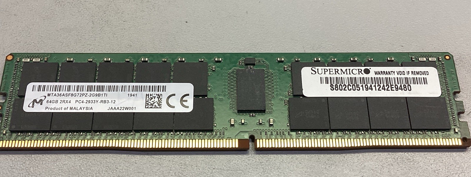 Micron MTA36ASF8G72PZ-2GB1 64GB 2RX4 PC4-2933Y RAM