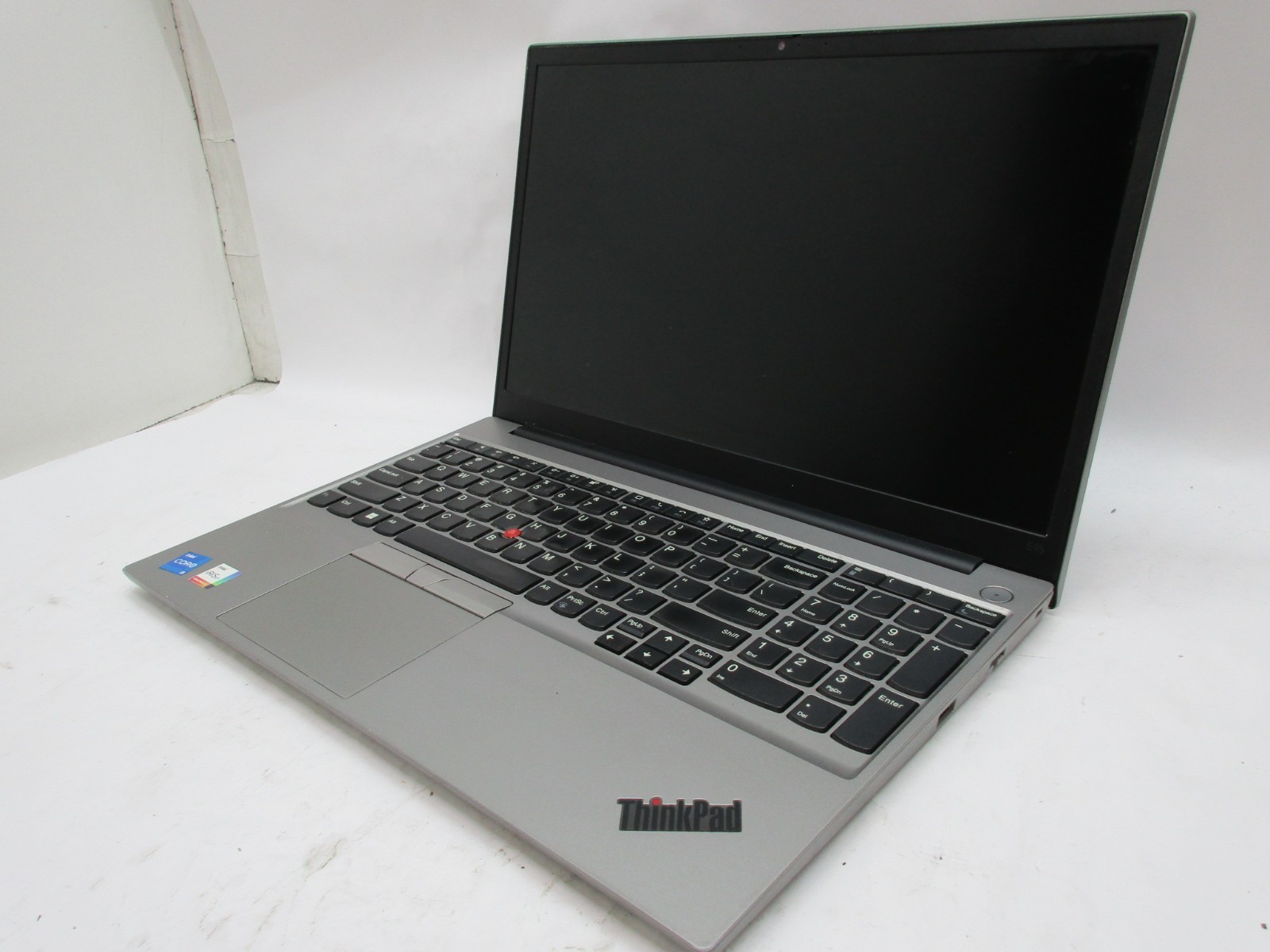 LENOVO THINKPAD E15 GEN 4 i5-1235U 15.6" FOR PARTS *NO POWER NO RAM/SSD* T5-A8