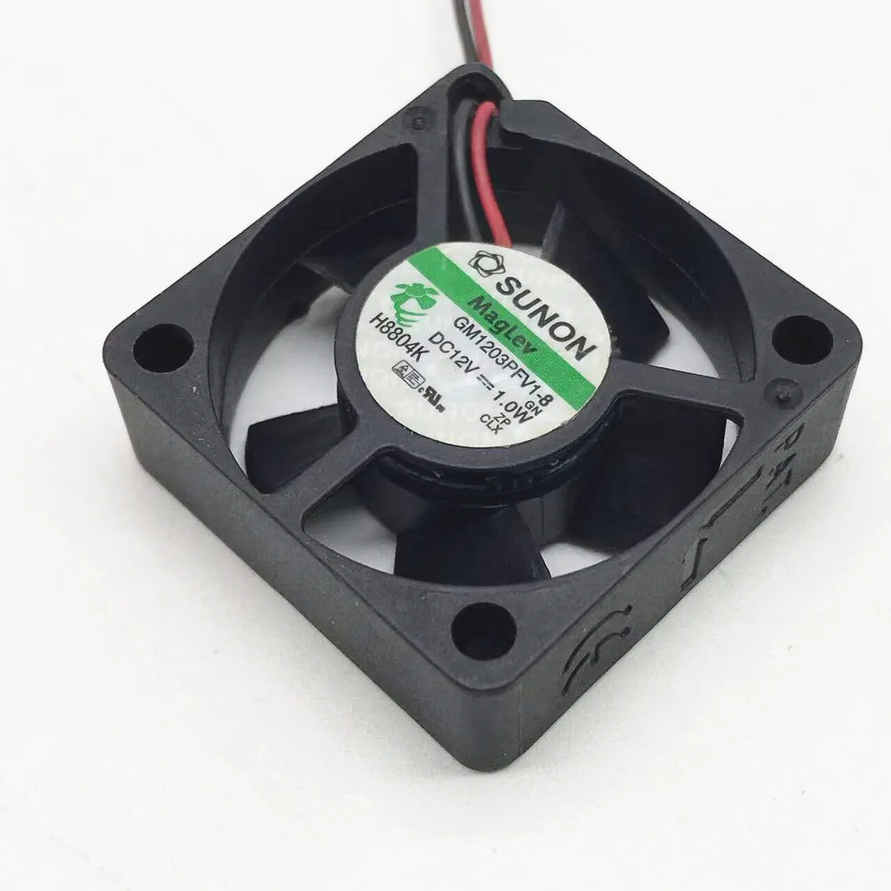SUNON GM1203PFV1-8 GN DC 12V 1.0W 30x30x10mm 2Wire 30x30x10mm Server Cooling Fan