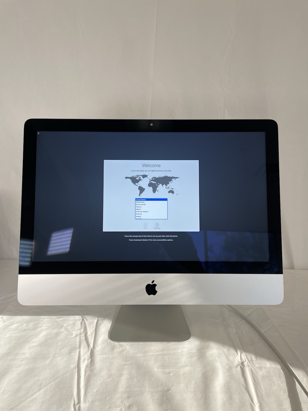 Apple iMac 2015 A1418 21.5" i5-5250U 1.6ghz 8GB | 256GB HDD Catalina