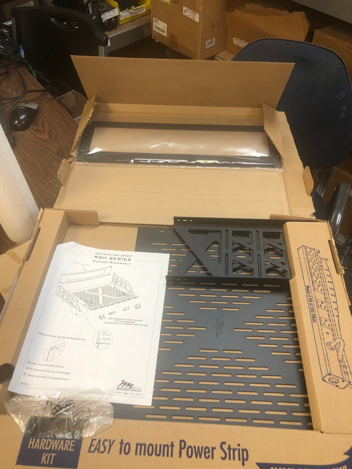 SRMV55U   Middle Atlantic RSHSUB-3M 3 Space Sub Chassis  14" DEEP