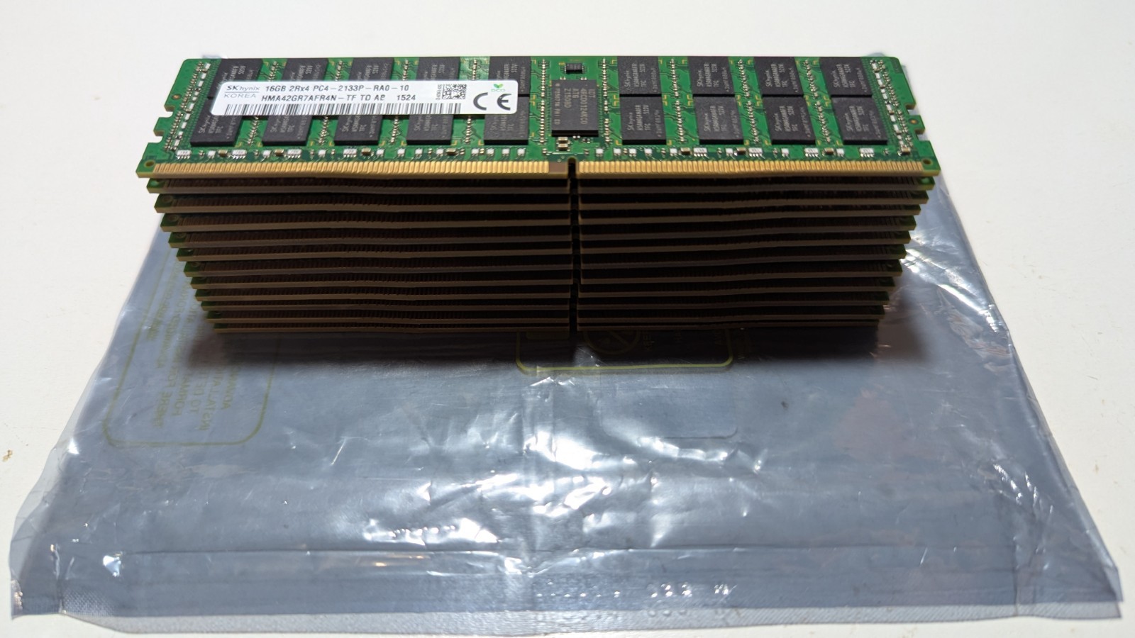192GB (12x16GB) Samsung / SKhynix 16GB 2RX4 PC4-2133P-RBP-10 Server Memory