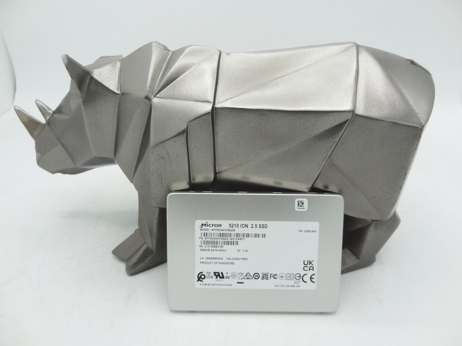 Micron MTFDDAK3T8QDE-2AV1Z 3.84TB 2.5IN SATA 5210 ION SSD