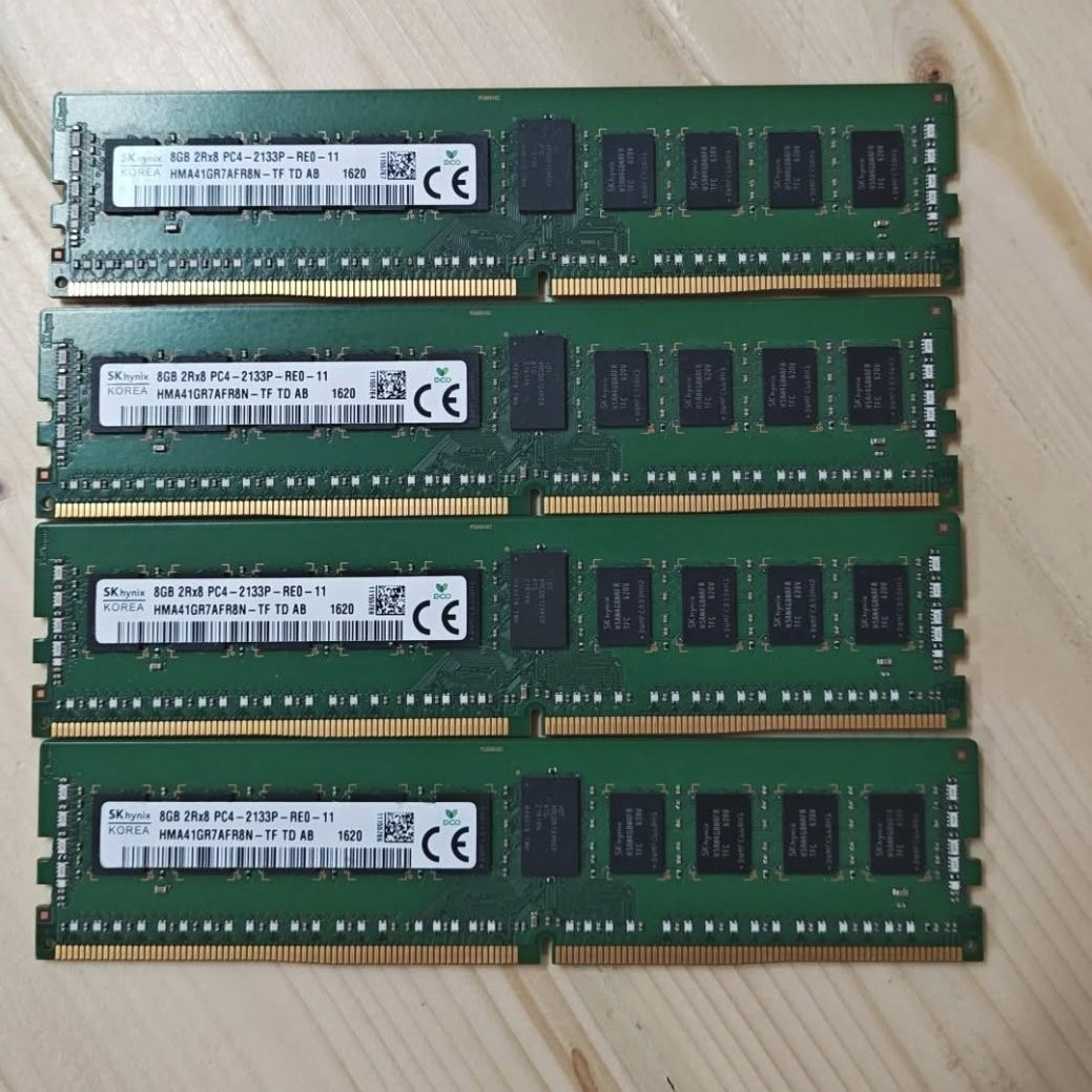 Lot of 4 SK Hynix 8GB DDR4 2133MHz PC4-2133P ECC RDIMM RAM HMA41GR7AFR8N-TF
